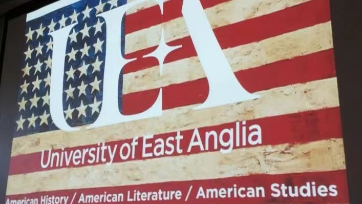 在UEA全英排名第一位的王牌专业学习美国文化